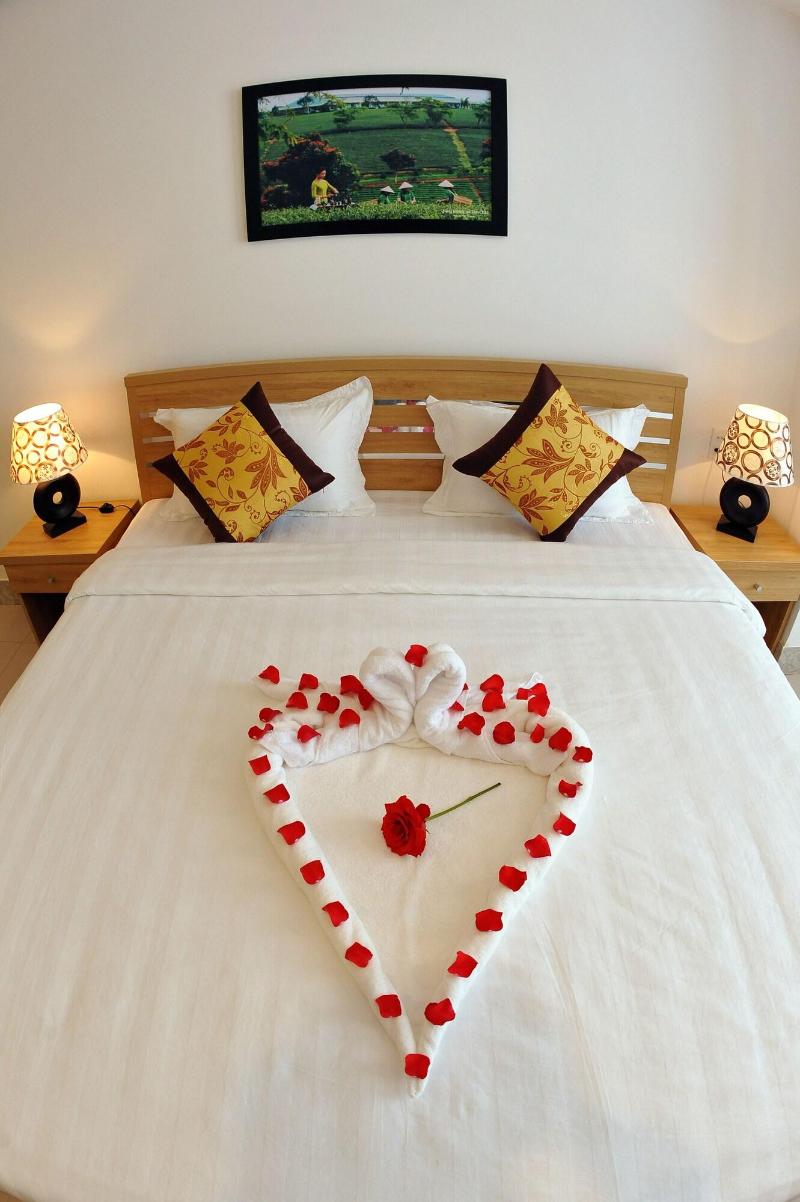 Tam Chau Luxury Hotel image