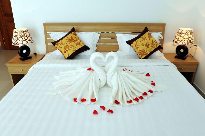 Tam Chau Luxury Hotel image