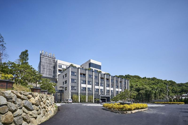Shine Mood Resort Yuanli image