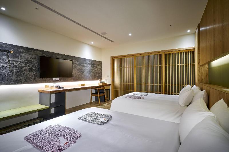 Shine Mood Resort Yuanli image