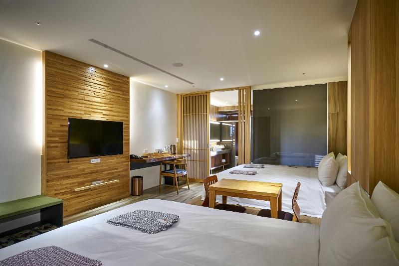 Shine Mood Resort Yuanli image