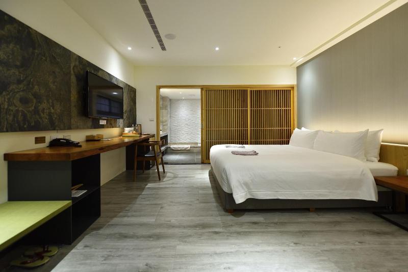 Shine Mood Resort Yuanli image
