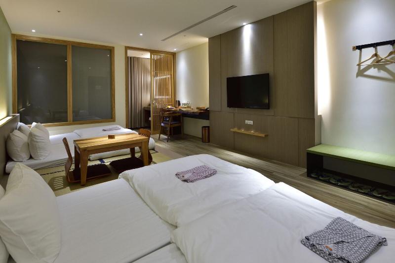 Shine Mood Resort Yuanli image