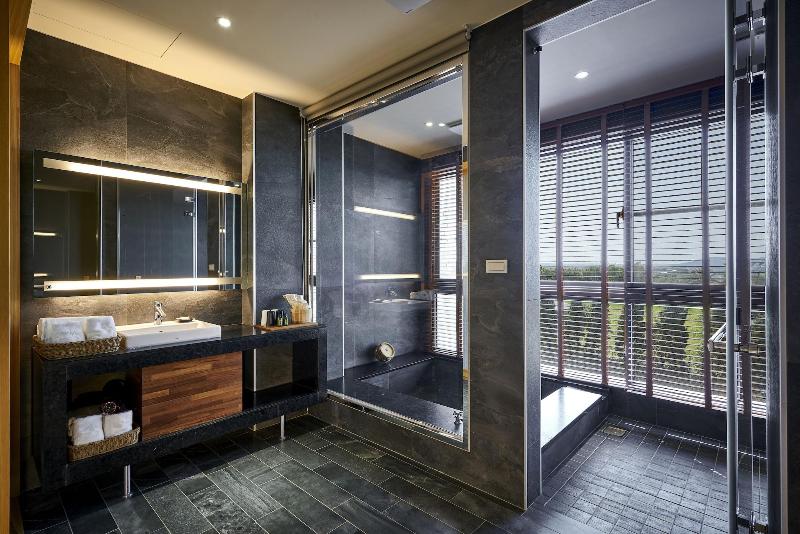 Shine Mood Resort Yuanli image