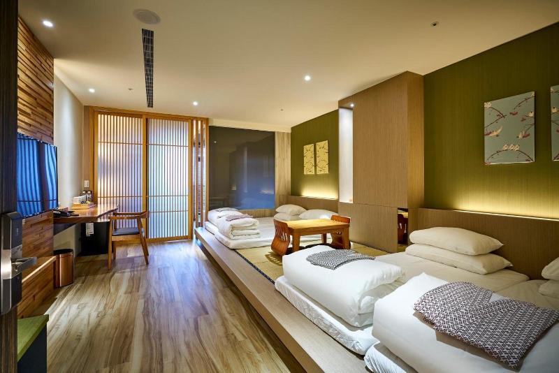 Shine Mood Resort Yuanli image