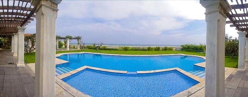 The Bungalow On The Beach-Tranquebar image