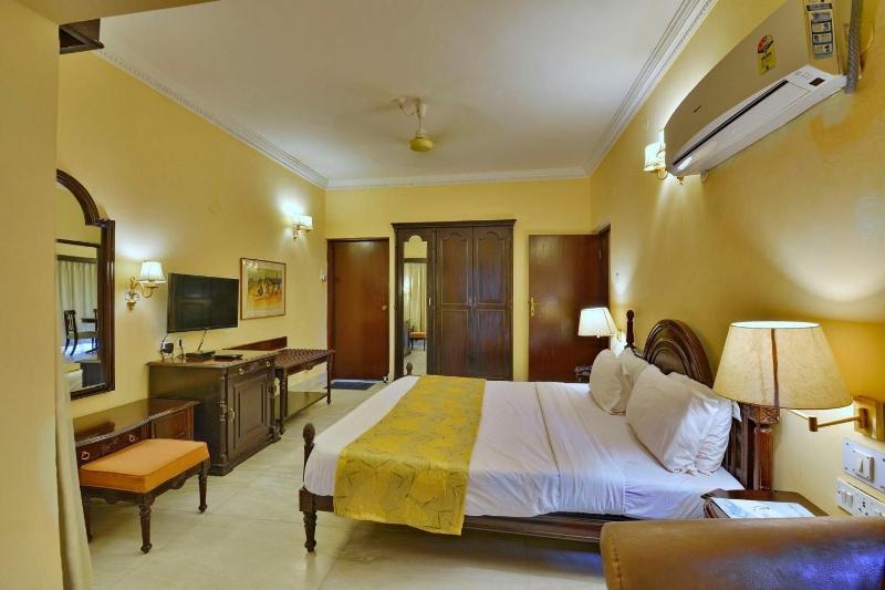 Swosti Palm Resorts image