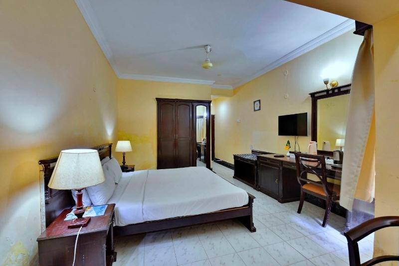 Swosti Palm Resorts image