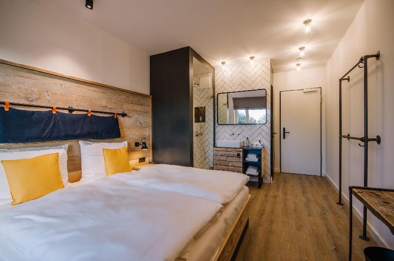 Hotel Landhafen image