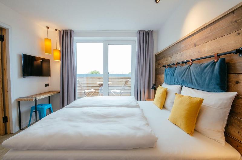 Hotel Landhafen image
