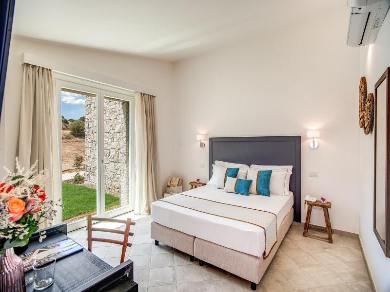 Cala Sinzias Resort image