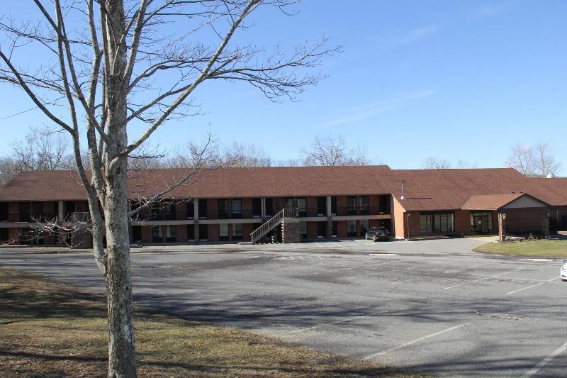 Skyline Lodge image