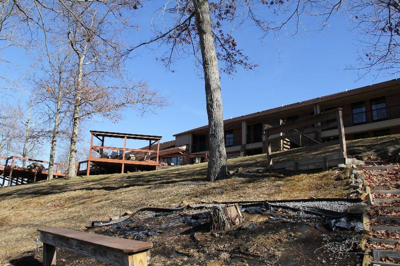 Skyline Lodge image