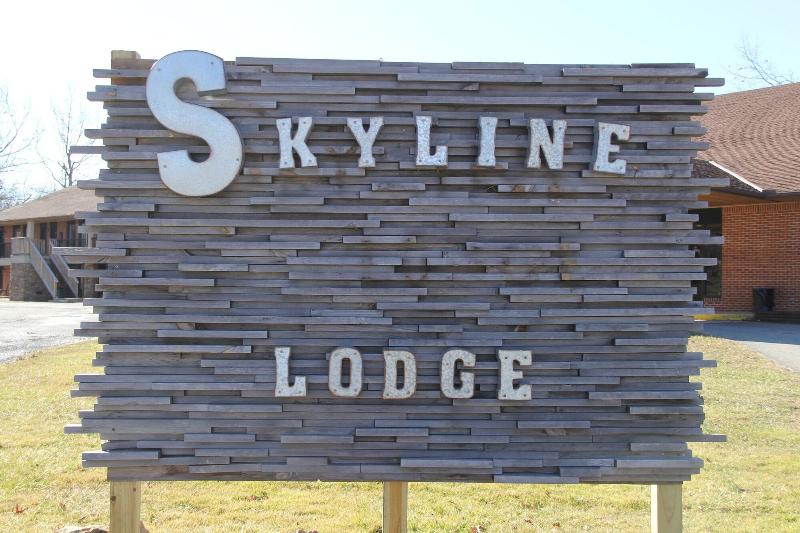 Skyline Lodge image