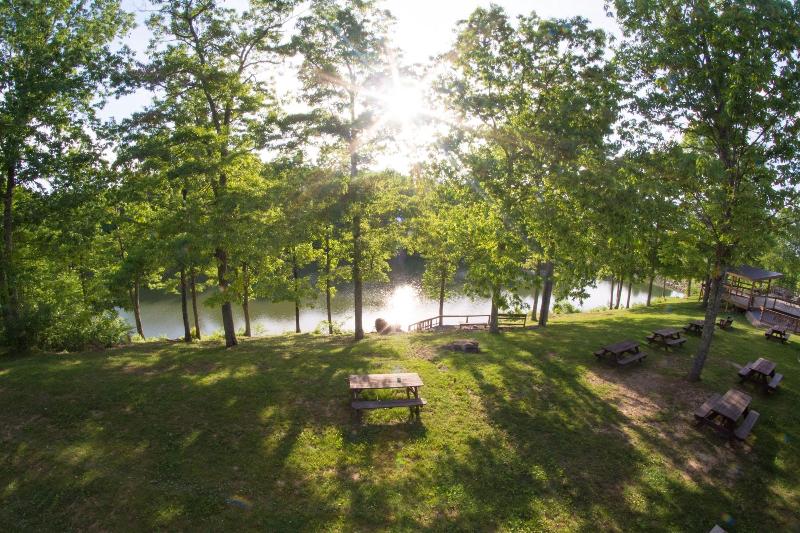 Skyline Lodge image