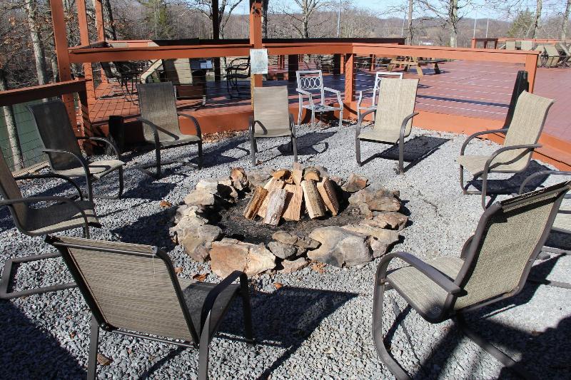 Skyline Lodge image
