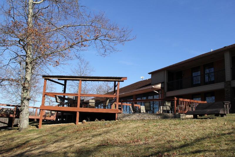 Skyline Lodge image