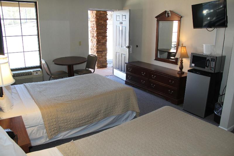 Skyline Lodge image