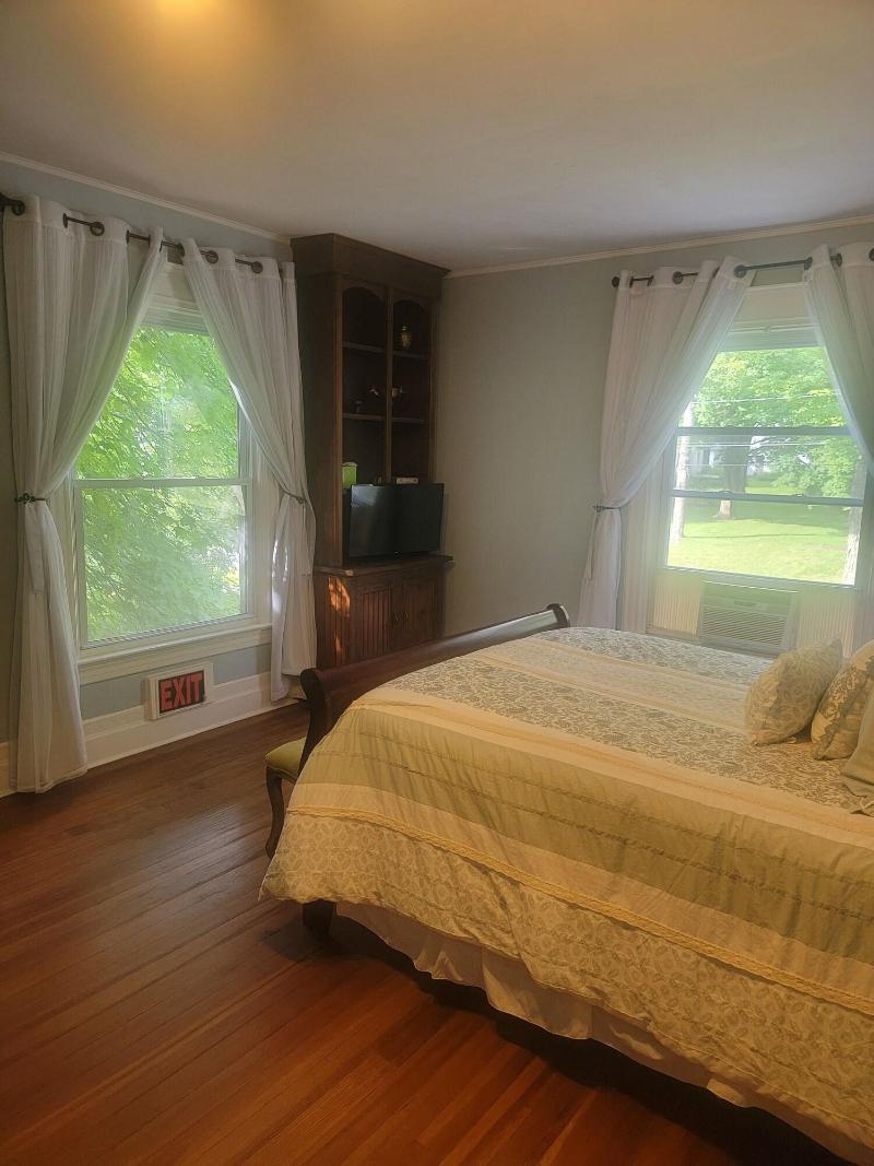 The Queen of the Catskills B&B image 2