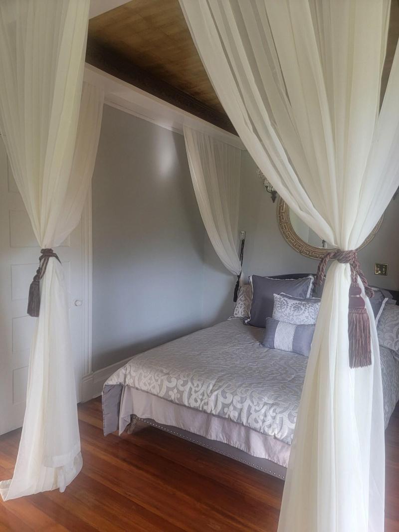 The Queen of the Catskills B&B image 9
