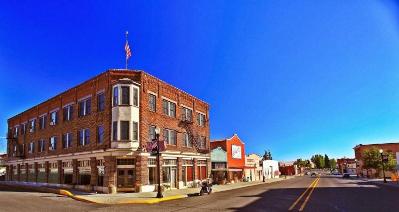 Historic Hotel Condon image