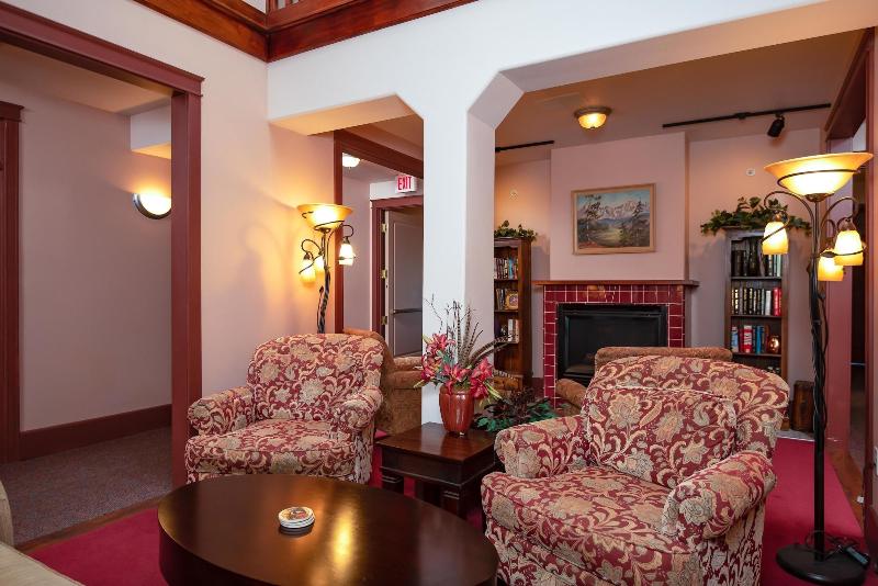 Historic Hotel Condon image