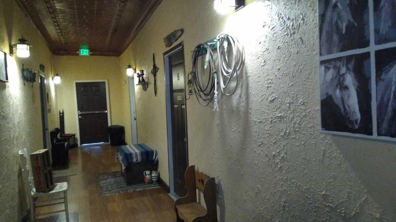 Holly Inn Suites image