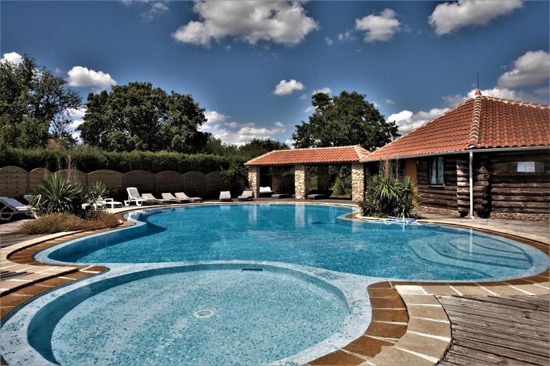 Domaine De Vareilles image