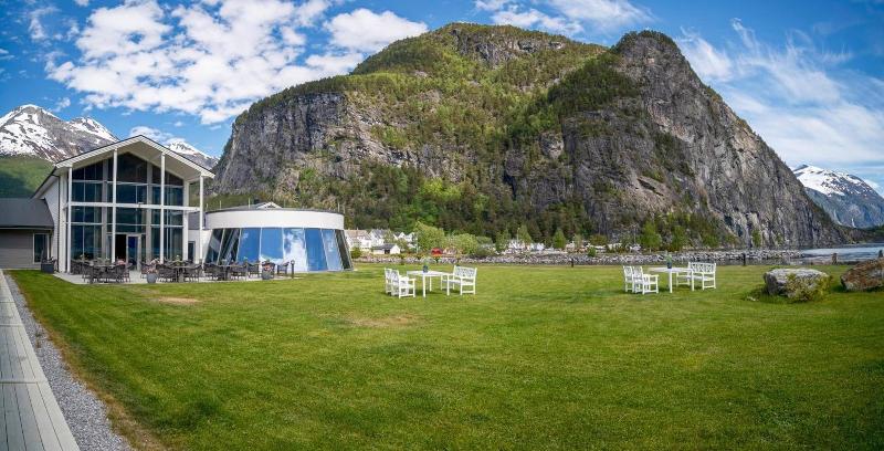 Valldal Fjordhotell - by Classic Norway Hotels — general view