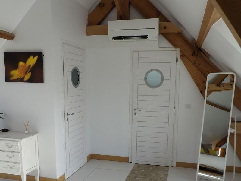 Aux Herbes Hautes image