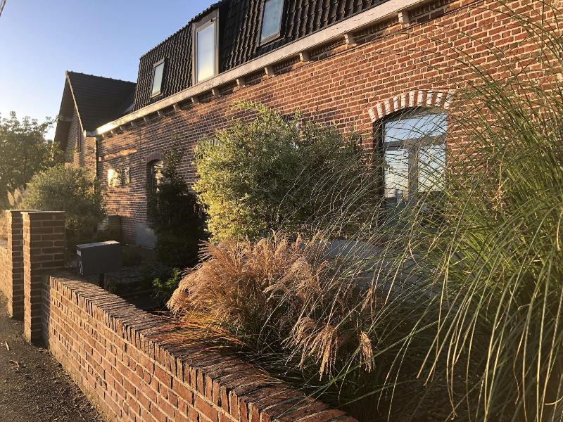 Aux Herbes Hautes image