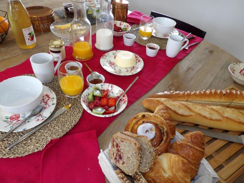 Aux Herbes Hautes image