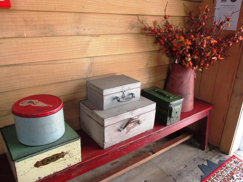 Owls Nest Motel image