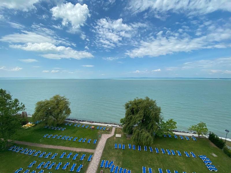 Waberer's Club Hotel image