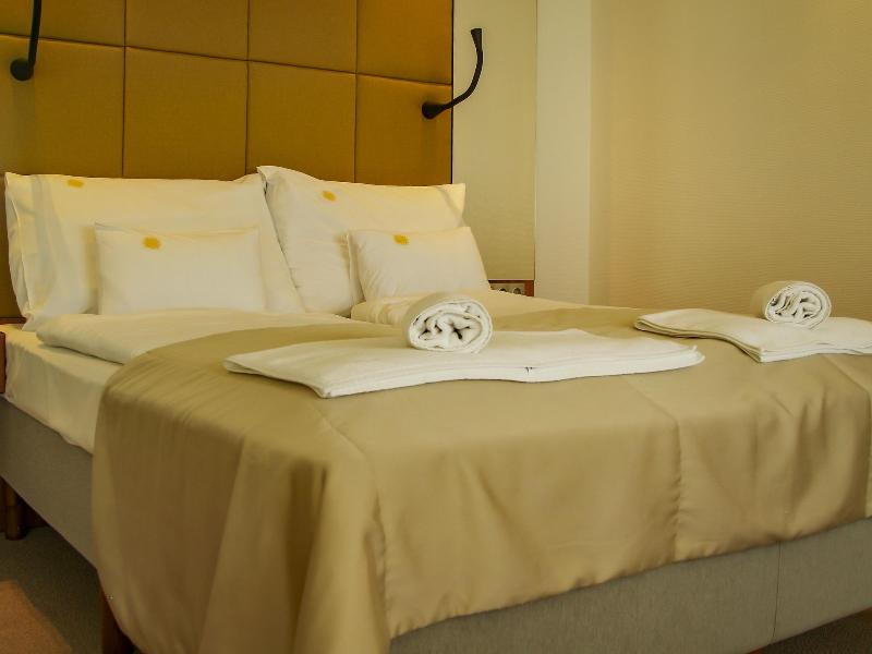 Waberer's Club Hotel image