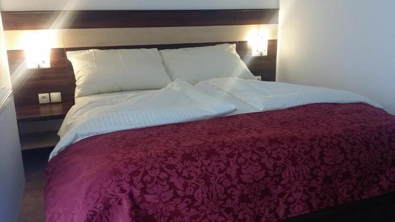Guest House Hober image