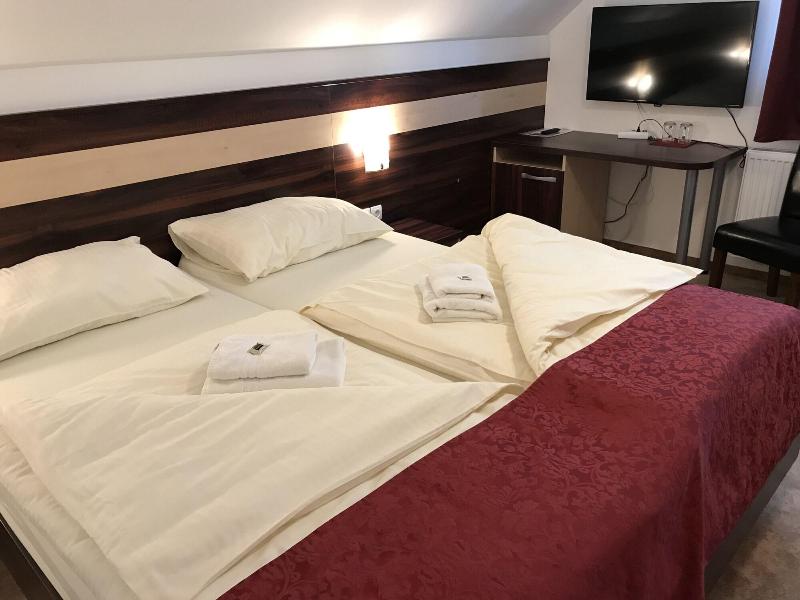 Guest House Hober image