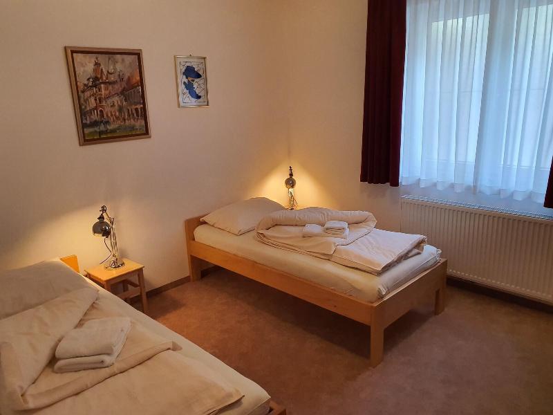 Guest House Hober image