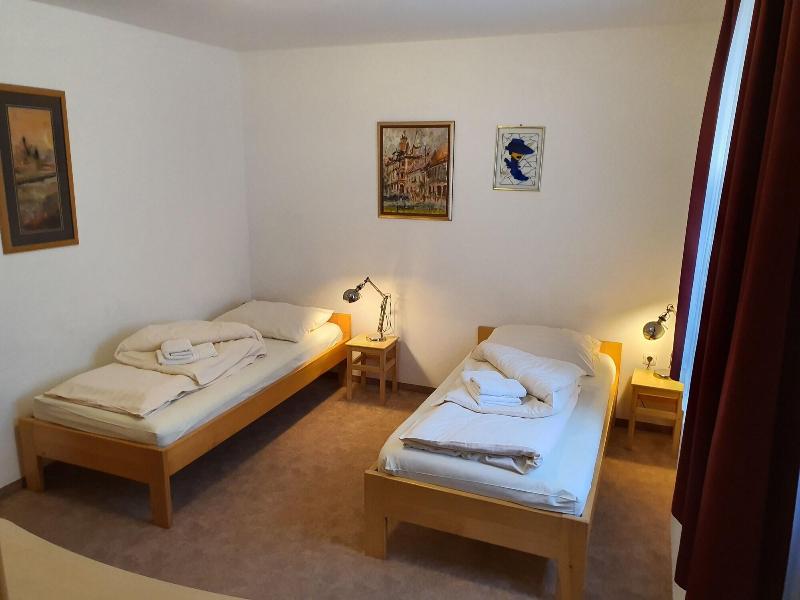 Guest House Hober image