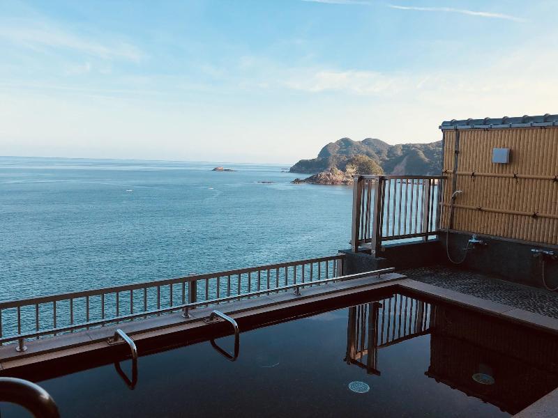 Hotel Shiroitodai image