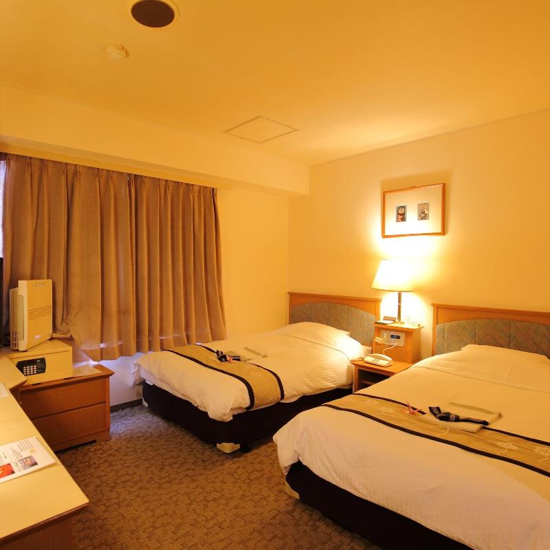Harbor Plaza Hotel image