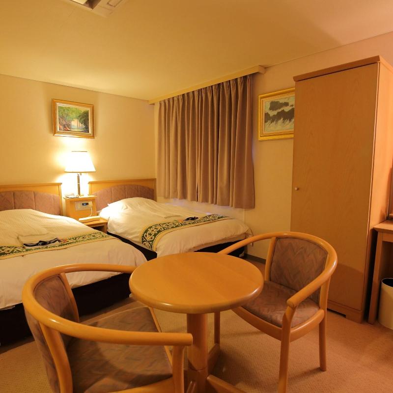 Harbor Plaza Hotel image