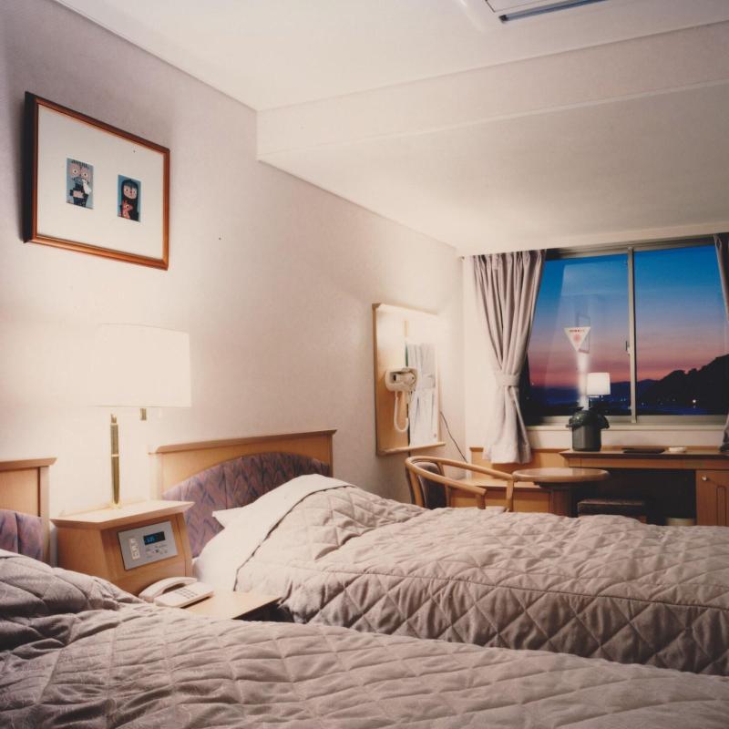 Harbor Plaza Hotel image