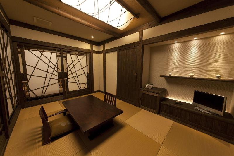 Gokuraku Onsen Takumi No Yado image
