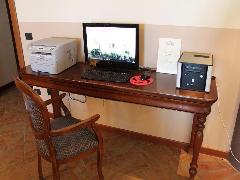 Hotel Don Carlo image