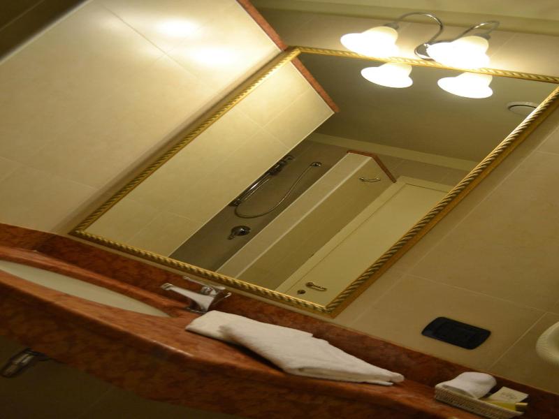 Hotel Don Carlo image