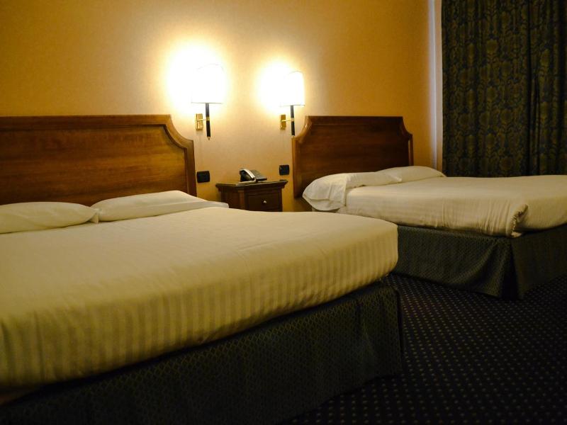 Hotel Don Carlo image