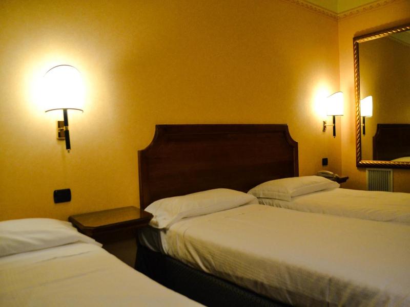 Hotel Don Carlo image