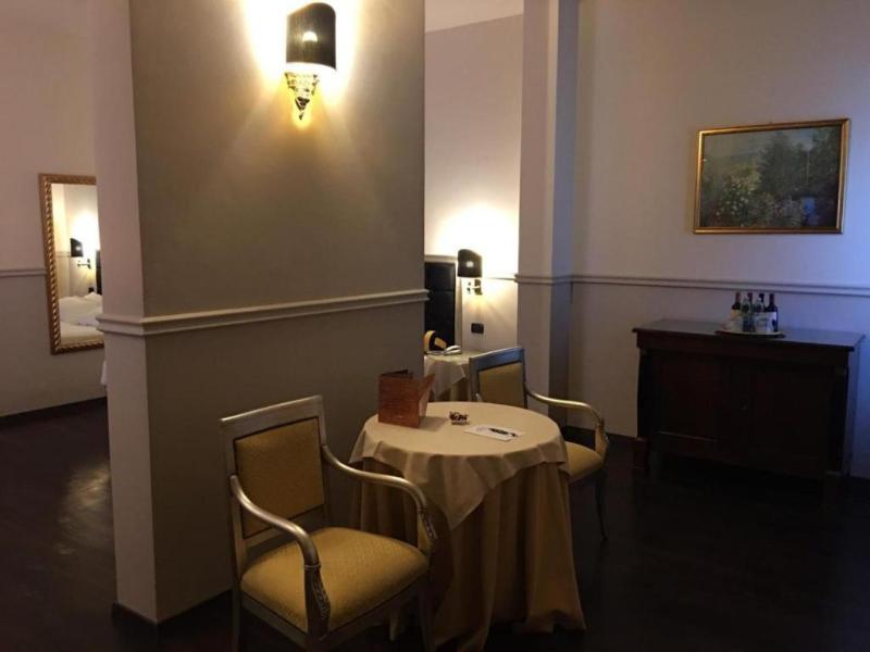 Hotel Don Carlo image
