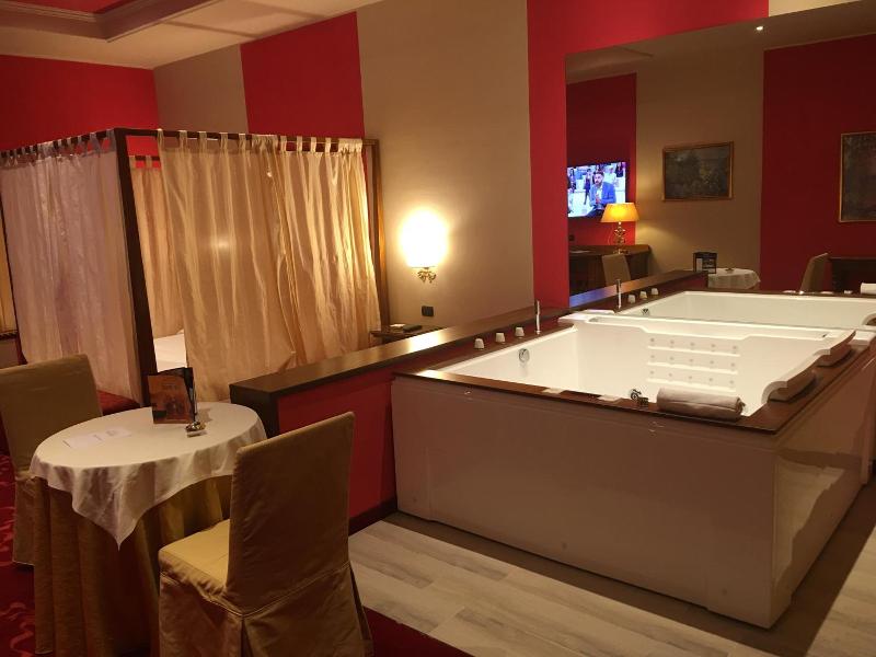 Hotel Don Carlo image